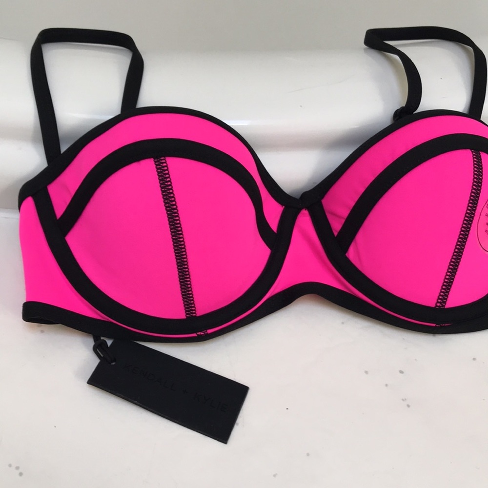 KENDALL + KYLIE Top size XS - Picture 3 of 5
